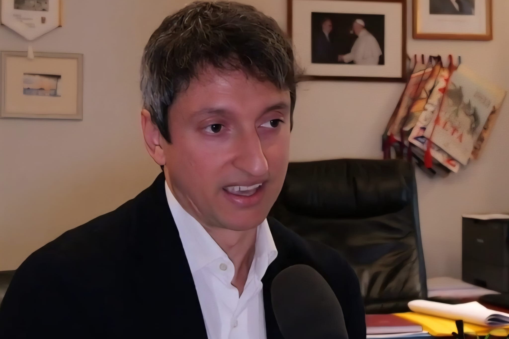 Medici di famiglia contro le Case della Comunità: “Il tuo medico non esisterà più”