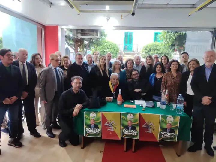 Messina, inaugurato il comitato di Sciacca: “La mia esperienza al servizio della città”