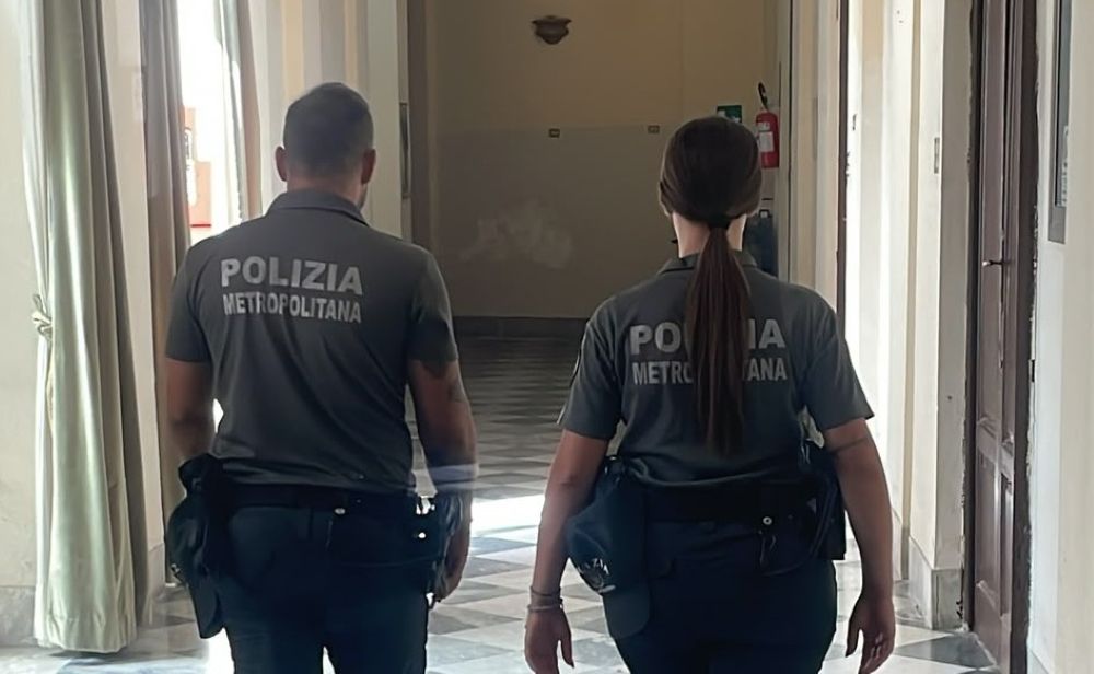 Messina, autolavaggio senza autorizzazioni sequestrato dalla Polizia Metropolitana