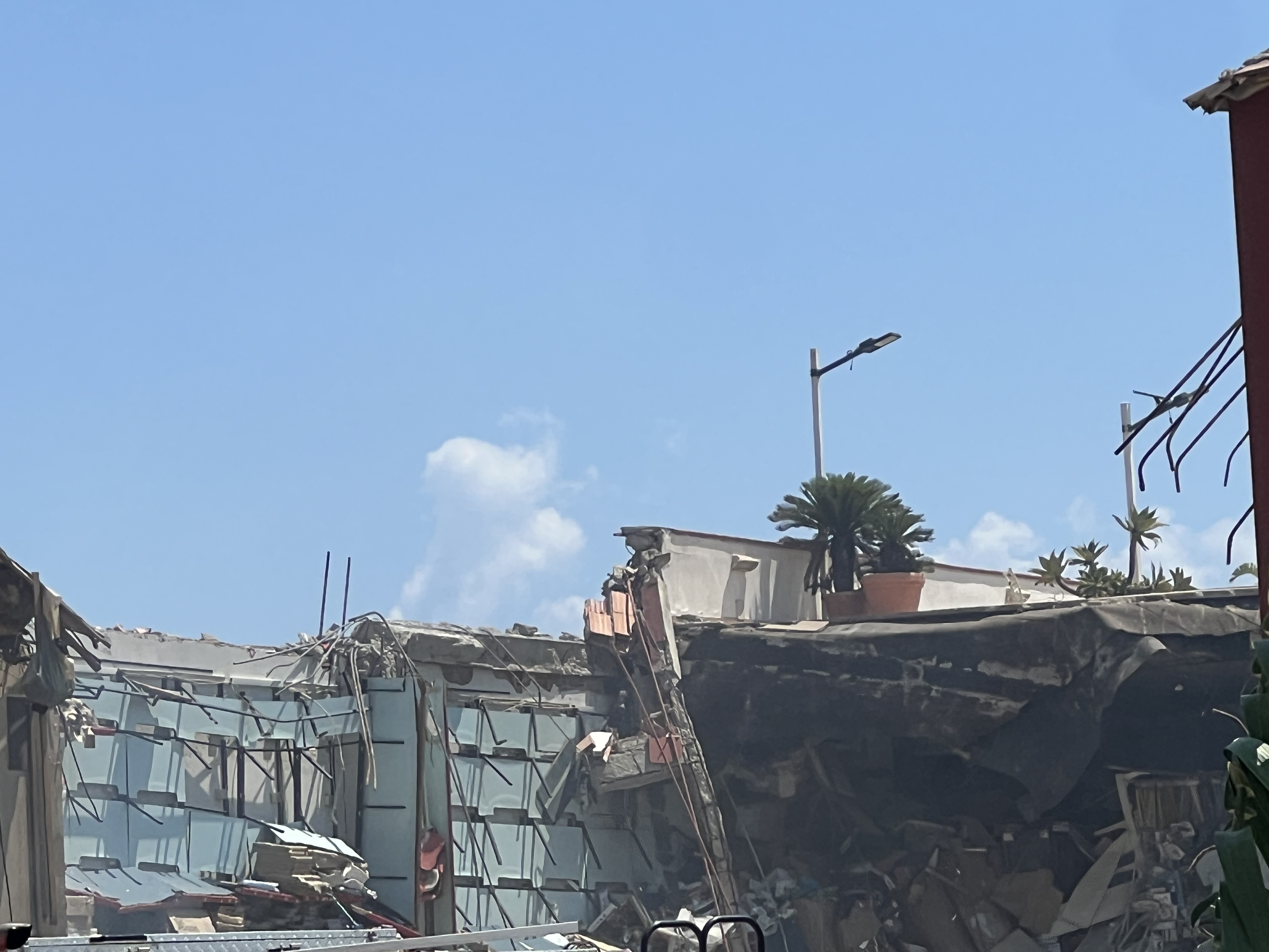 Crollo a Pistunina, Basile: “Comunità shock per l’entità della tragedia“