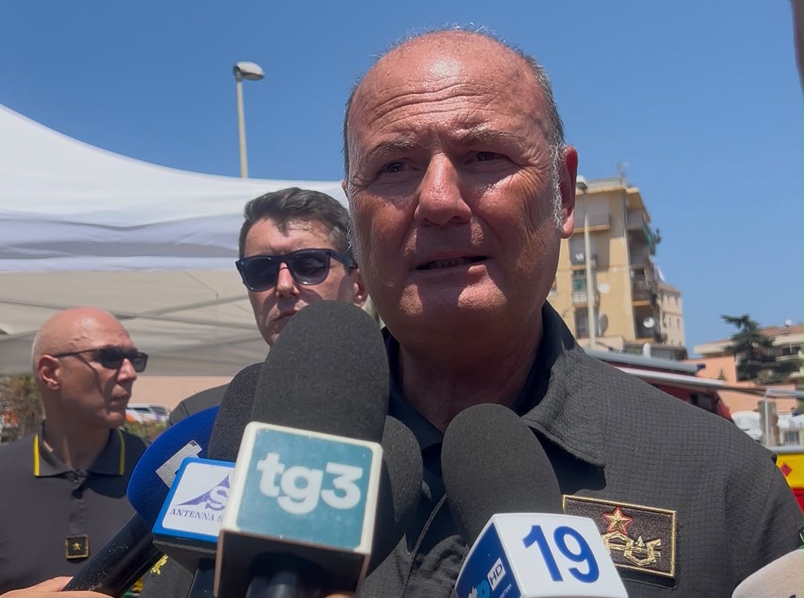 Crollo a Pistunina, il comandante Burgio: “Siamo ancora in fase di salvataggio”