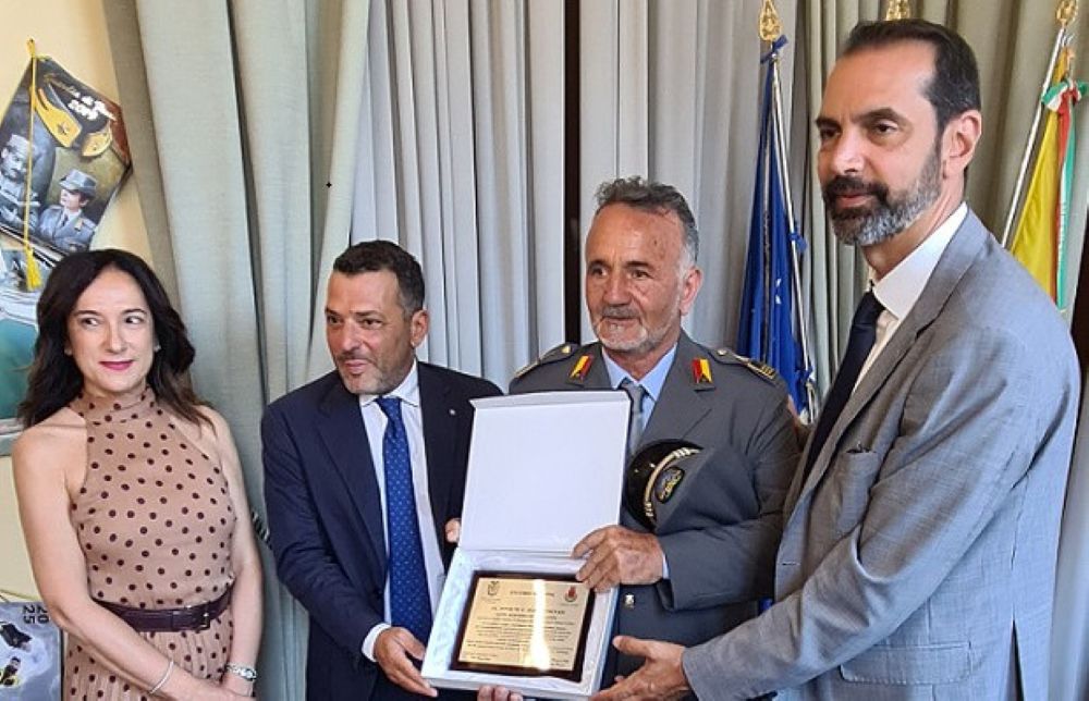 Salina, salva due escursionisti sulla falesia di Pollara: encomio della Città Metropolitana e del Comune di Malfa a Elio Benenati