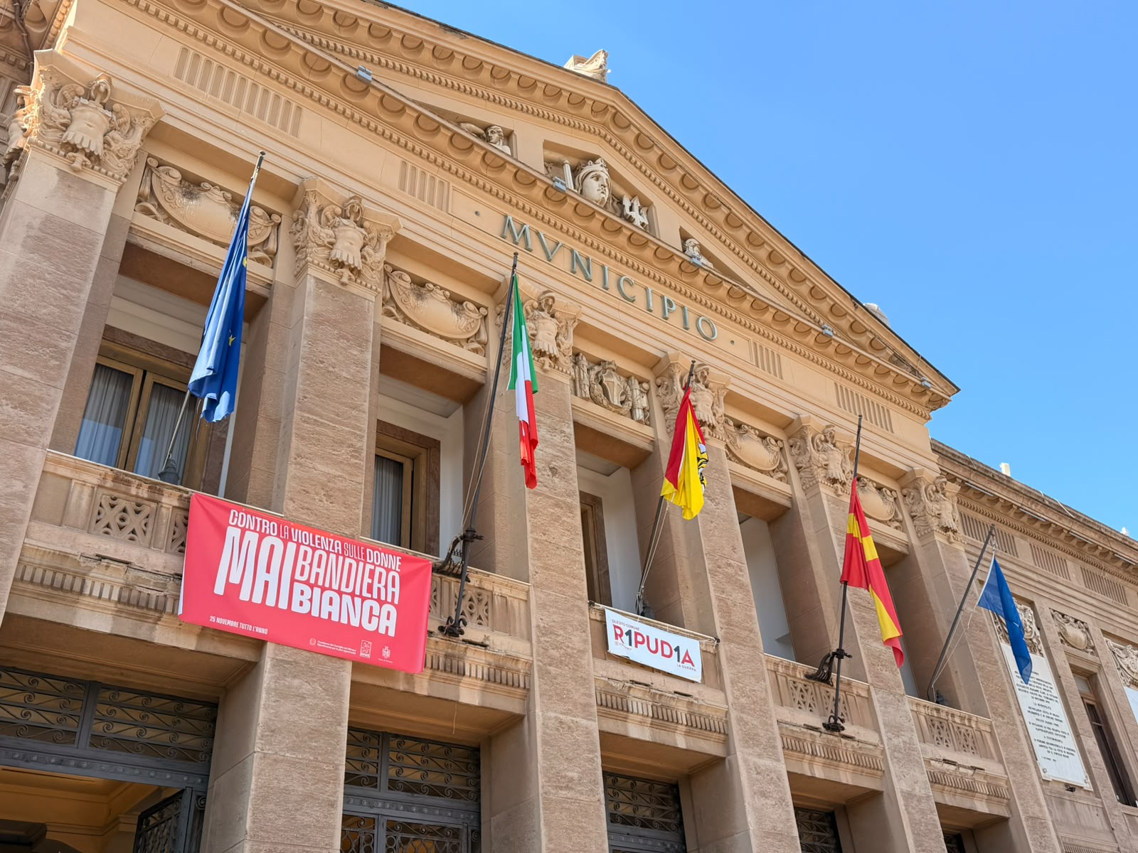 “Mai bandiera bianca”: Messina aderisce alla campagna nazionale contro la violenza sulle donne